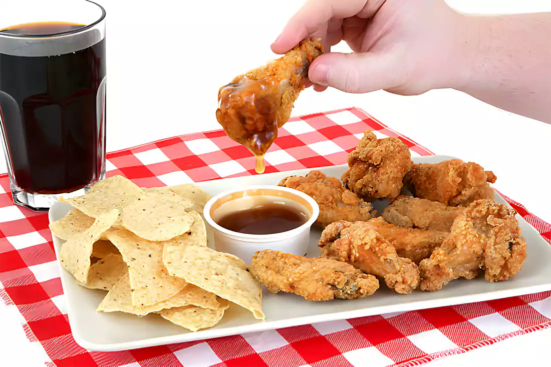 Delicious Air-Fried Chicken Wings Served with Dips