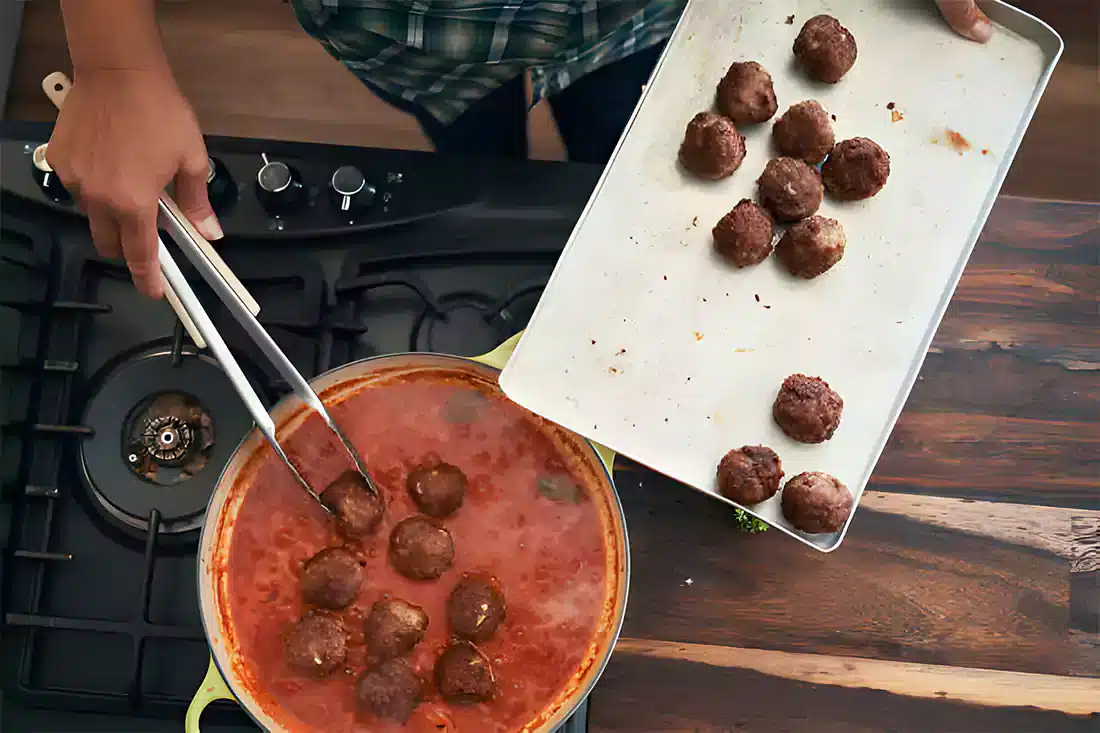 An image depicting common issues faced while preparing meatballs, such as crumbling or falling apart